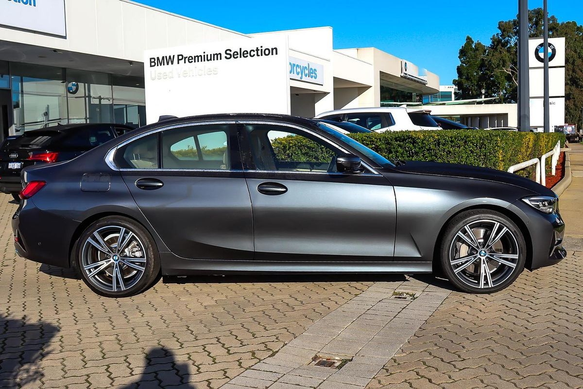 2020 BMW 3 Series 330e Luxury Line G20