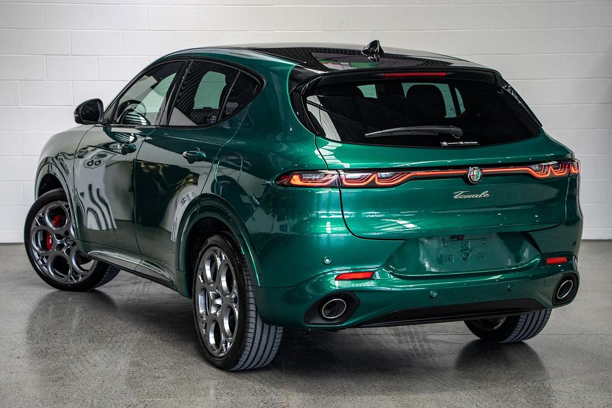 2025 Alfa Romeo Tonale Tributo Italiano Plug-In Hybrid Series 1