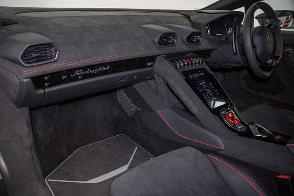 2024 Lamborghini Huracan Sterrato 724
