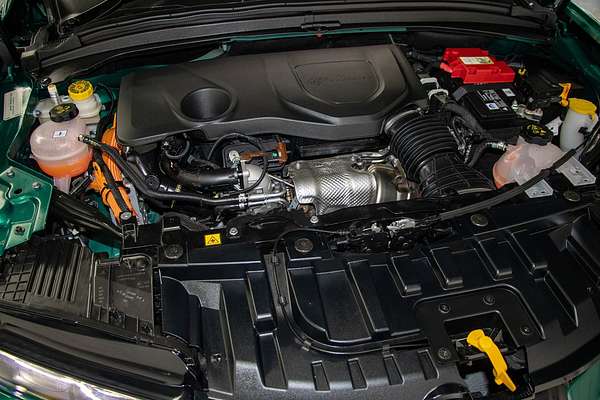 2025 Alfa Romeo Tonale Tributo Italiano Plug-In Hybrid Series 1