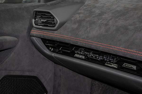 2024 Lamborghini Huracan Sterrato 724