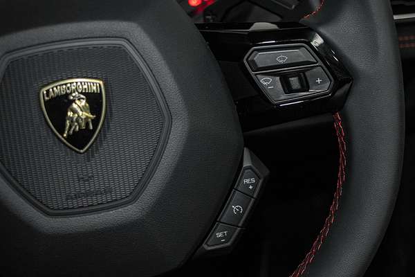2024 Lamborghini Huracan Sterrato 724