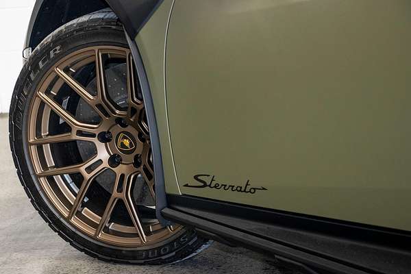2024 Lamborghini Huracan Sterrato 724
