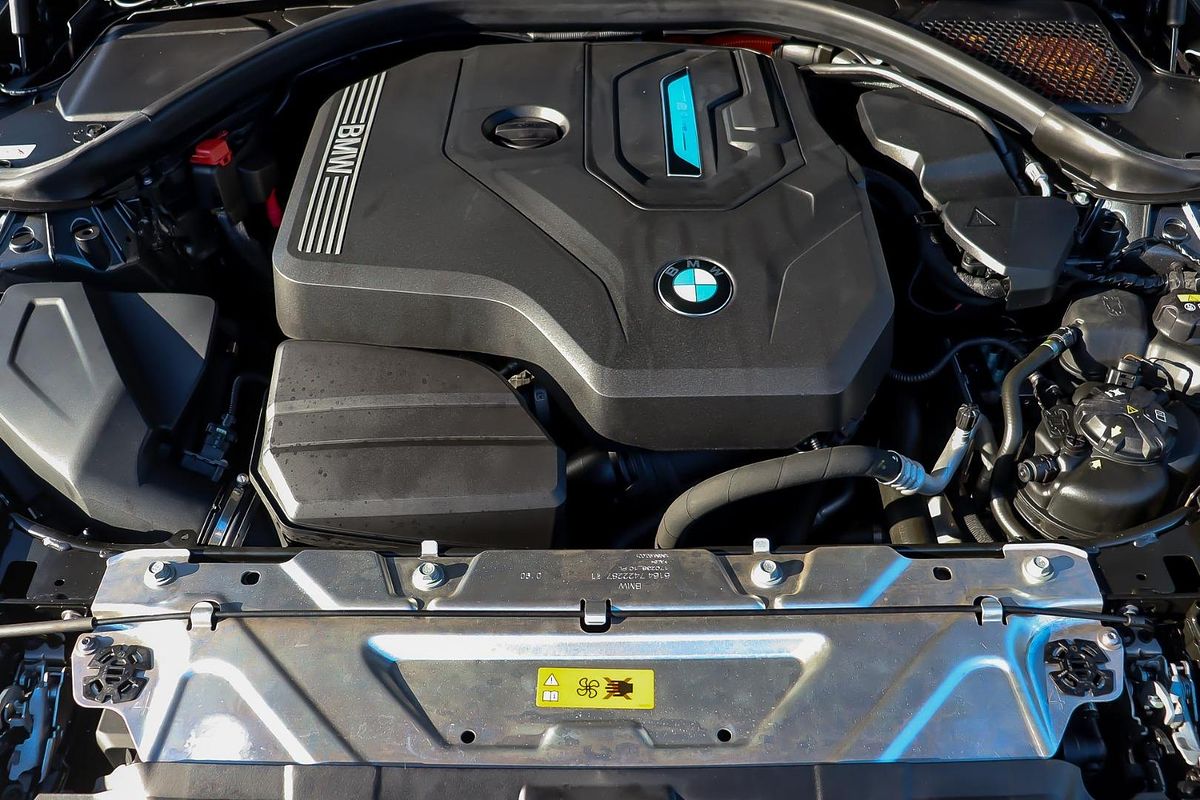 2020 BMW 3 Series 330e Luxury Line G20