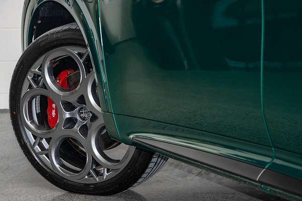 2025 Alfa Romeo Tonale Tributo Italiano Plug-In Hybrid Series 1