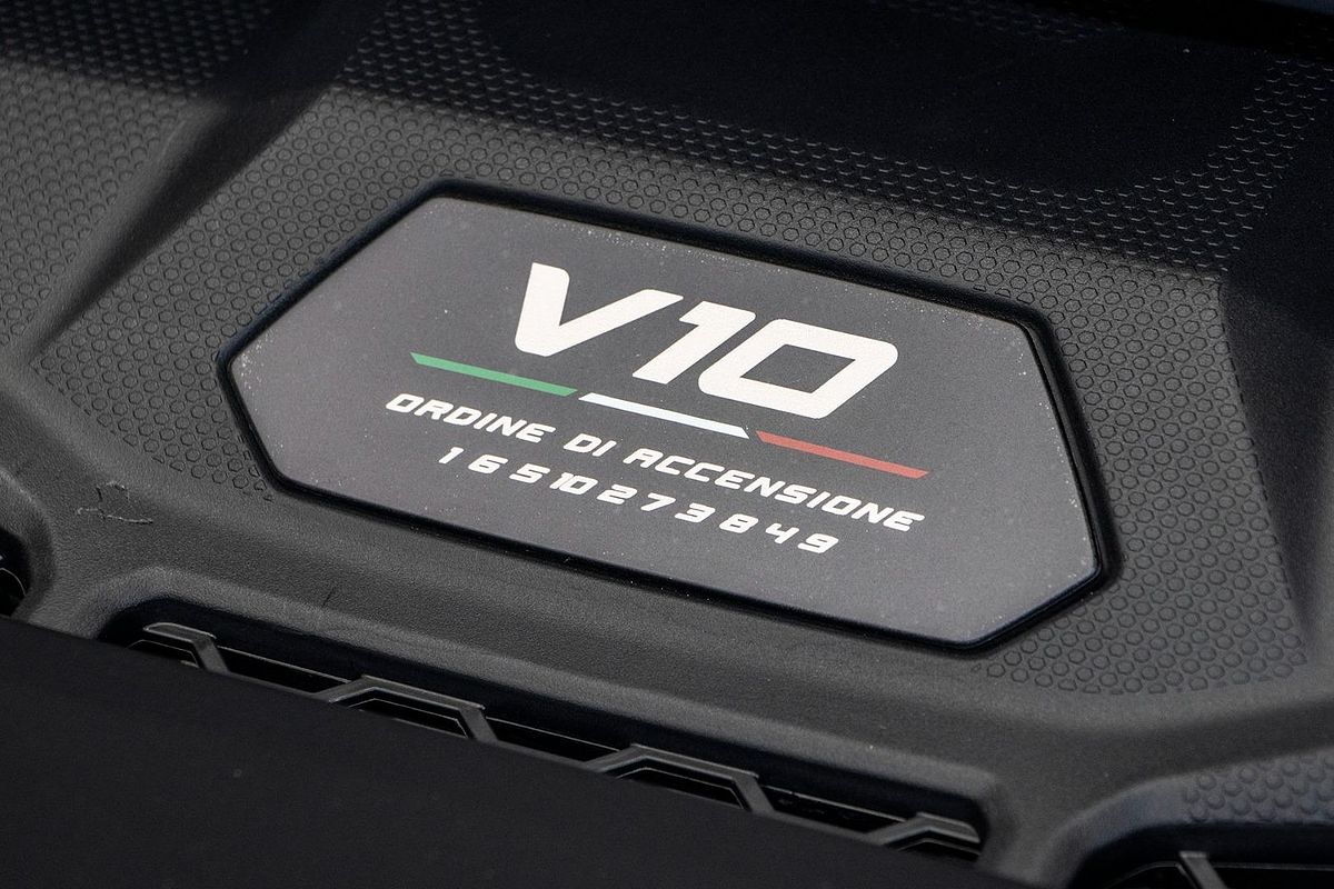 2024 Lamborghini Huracan Sterrato 724