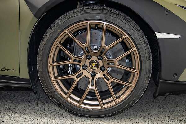 2024 Lamborghini Huracan Sterrato 724