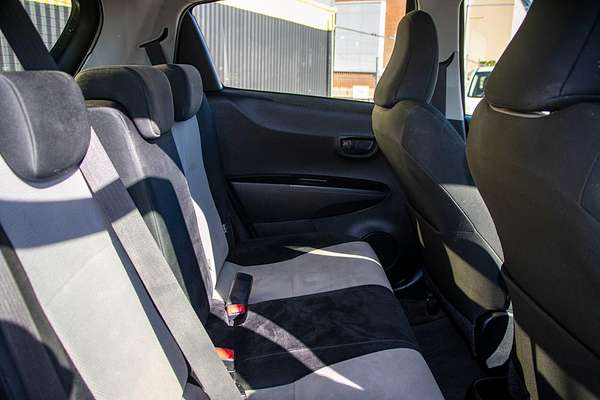 2013 Toyota Yaris YR NCP130R