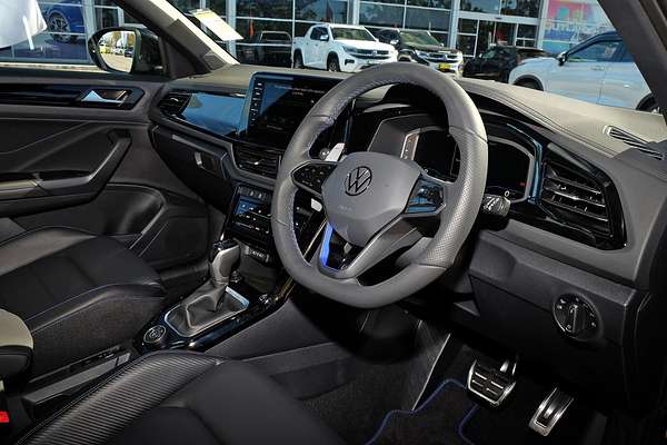 2025 Volkswagen T-Roc R D11