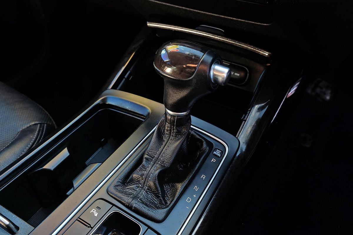 2016 Kia Sorento SLi UM