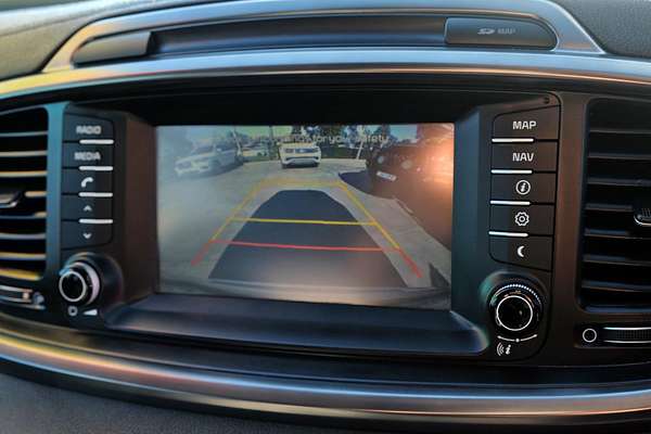 2016 Kia Sorento SLi UM