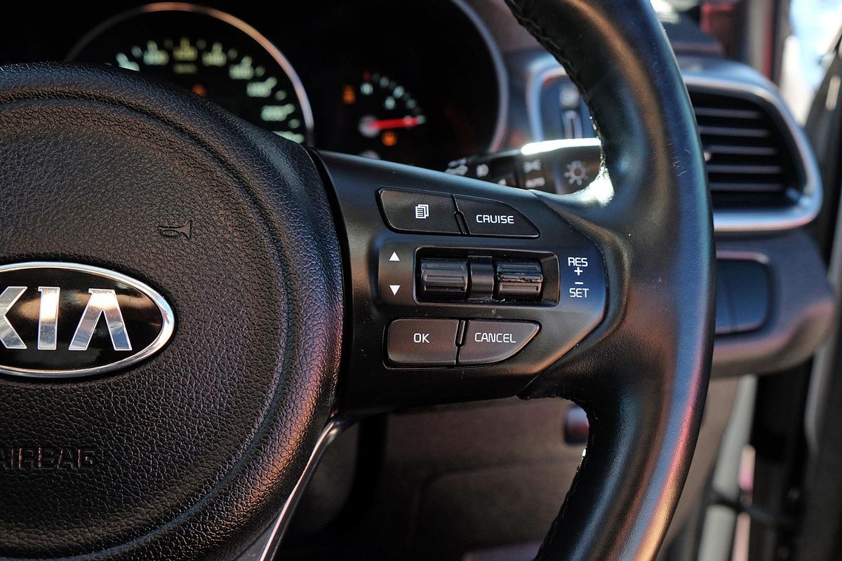 2016 Kia Sorento SLi UM