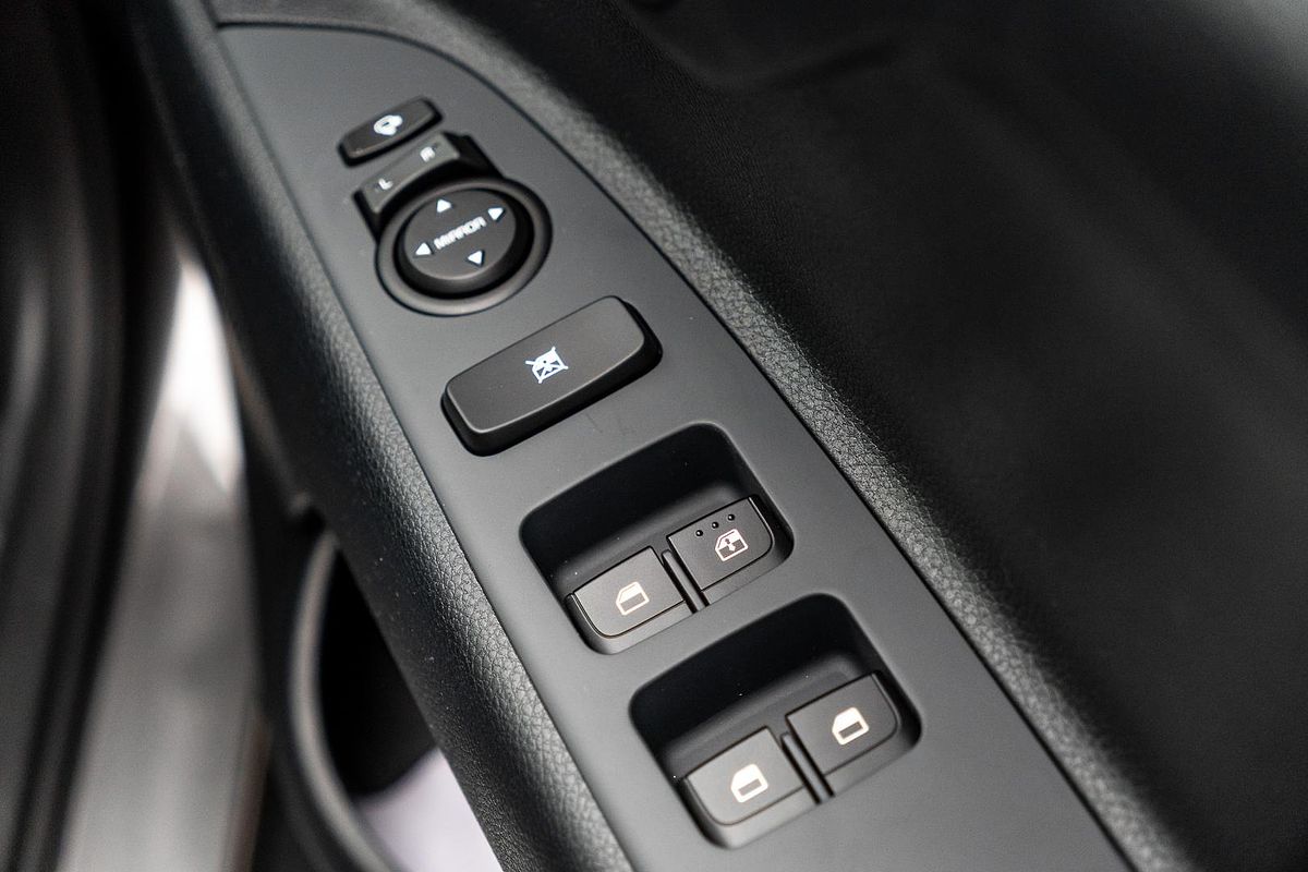 2025 Kia Stonic Sport YB