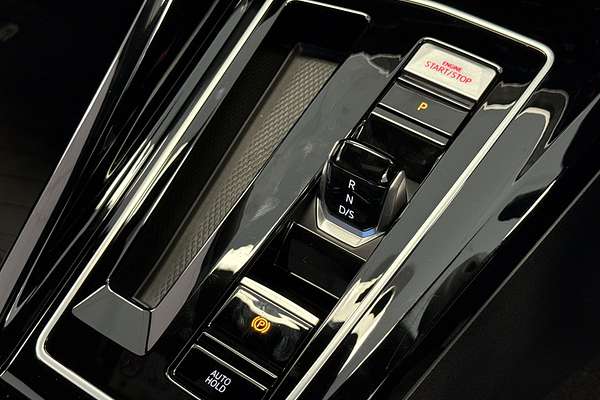 2024 Volkswagen Golf GTI 8