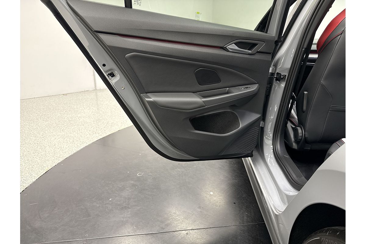 2024 Volkswagen Golf GTI 8