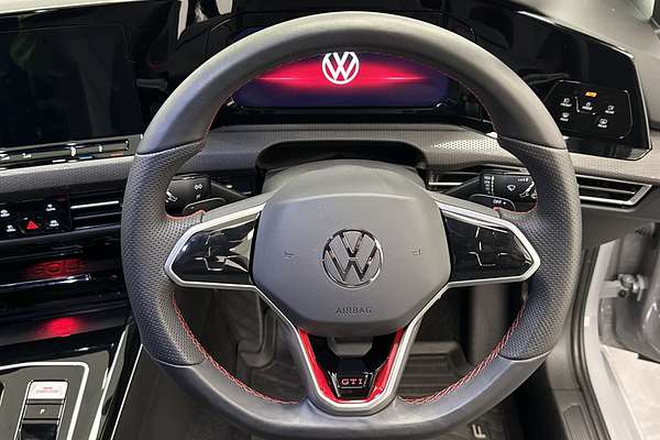2024 Volkswagen Golf GTI 8