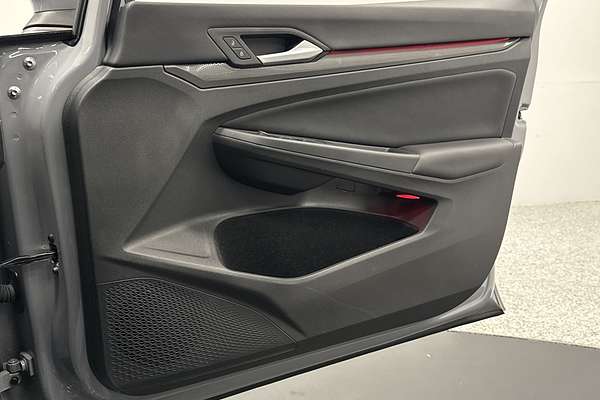 2024 Volkswagen Golf GTI 8