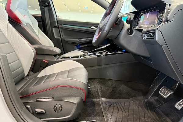 2024 Volkswagen Golf GTI 8