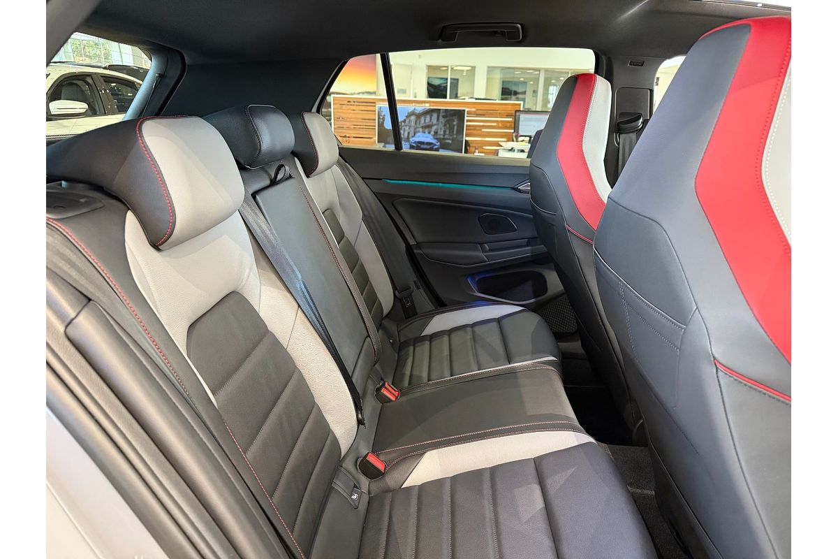 2024 Volkswagen Golf GTI 8