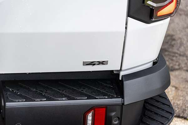2025 Kia Tasman SX TK 4X4