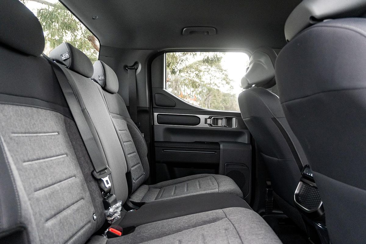 2025 Kia Tasman SX TK 4X4