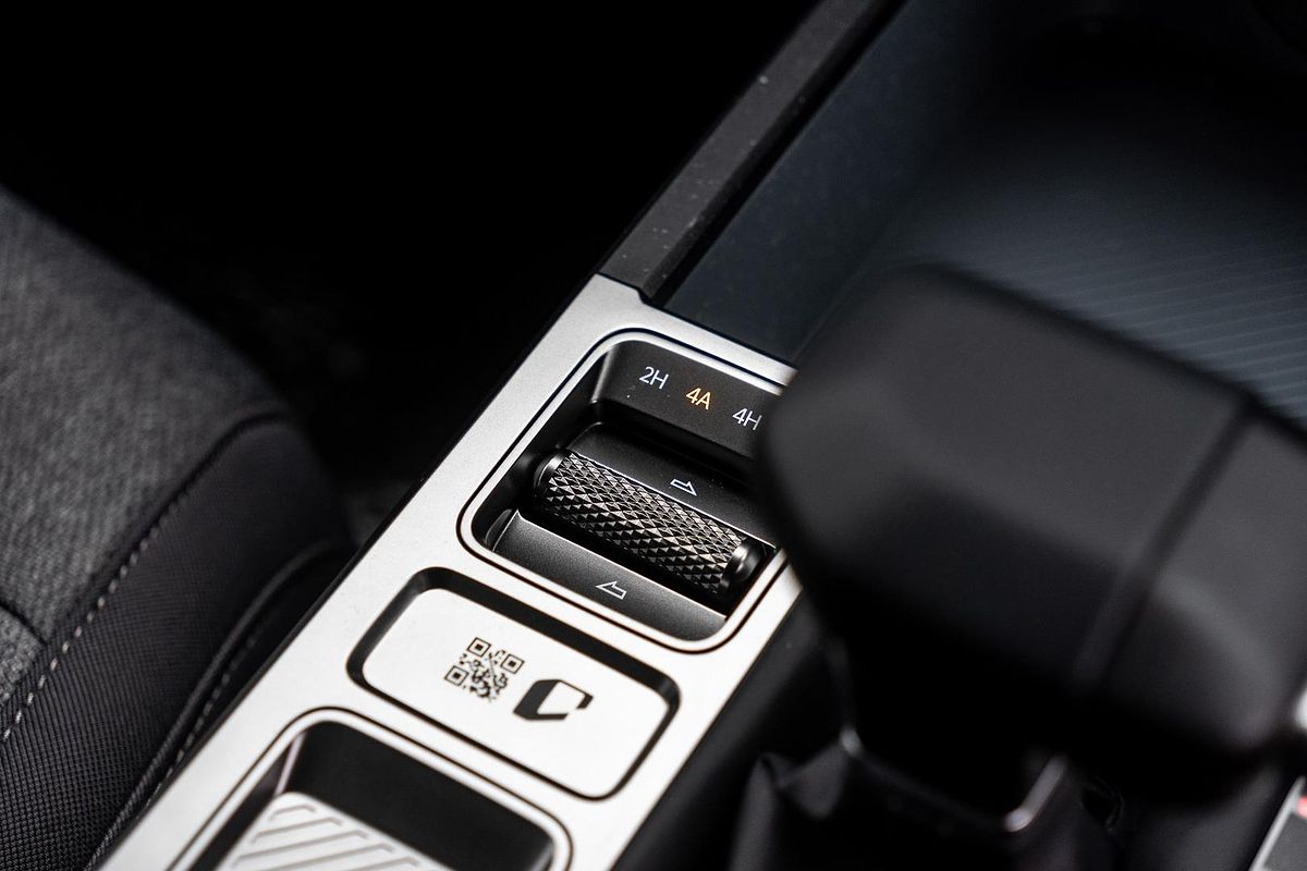 2025 Kia Tasman SX TK 4X4