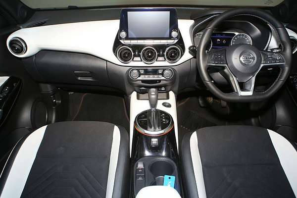 2021 Nissan JUKE ST-L F16