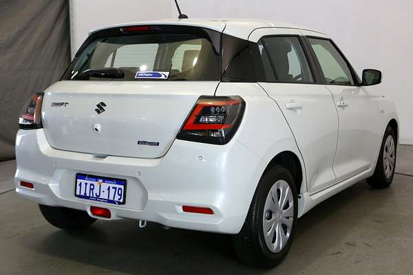 2024 Suzuki Swift Hybrid UZ