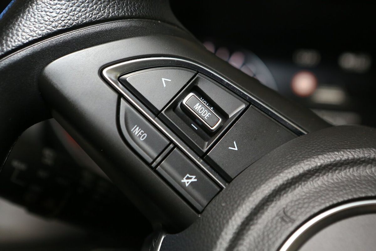 2024 Suzuki Swift Hybrid UZ