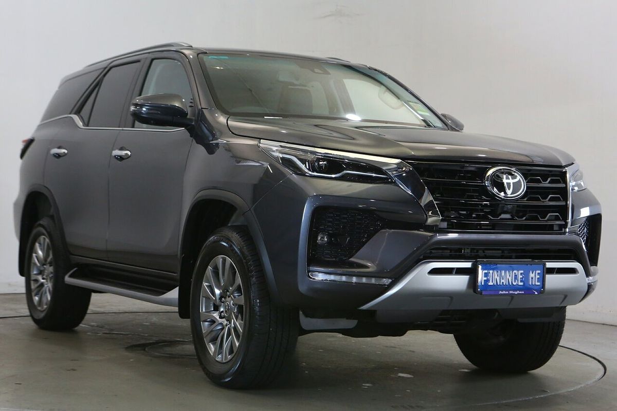 2025 Toyota Fortuner Crusade GUN156R
