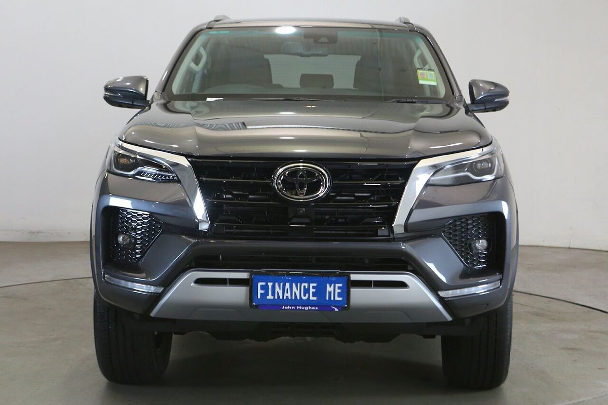 2025 Toyota Fortuner Crusade GUN156R