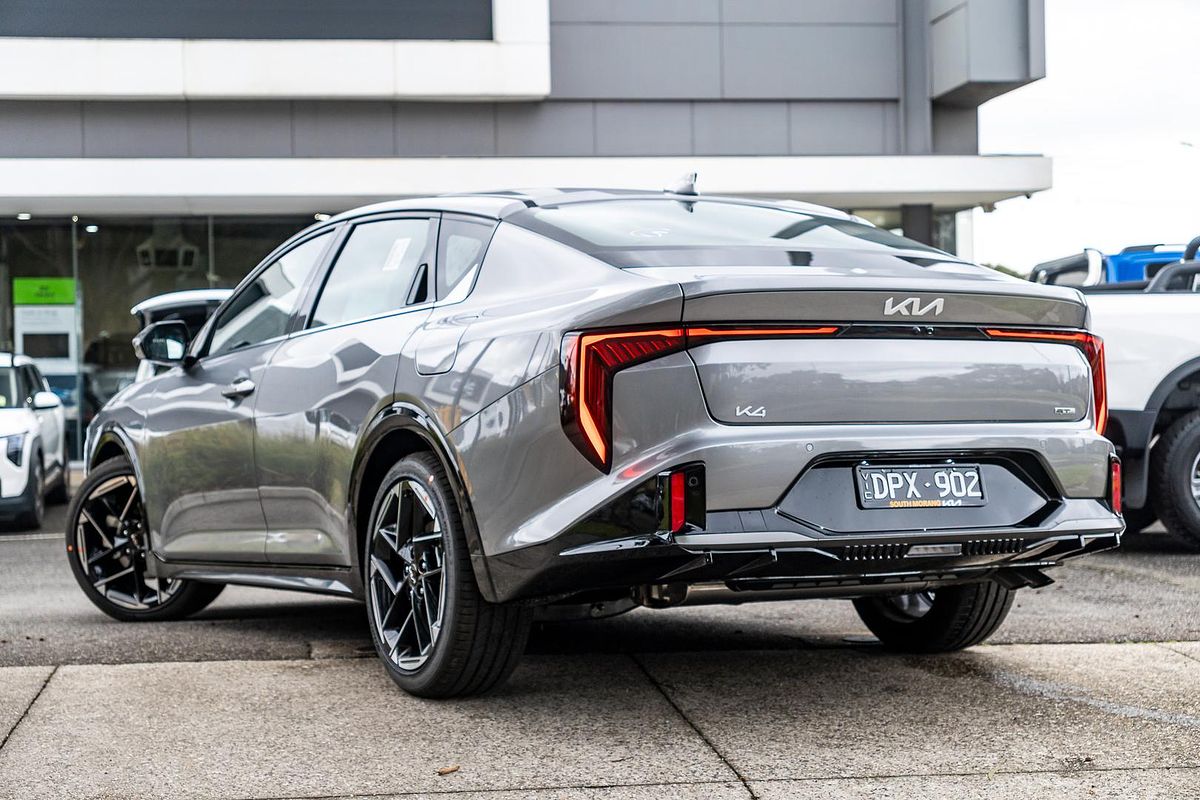 2025 Kia K4 GT-Line CL4m