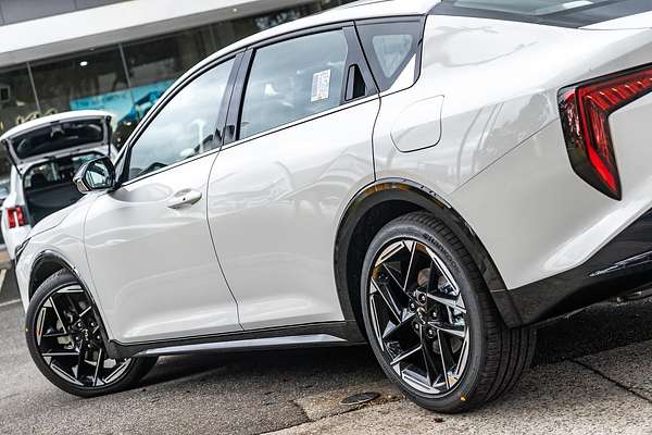 2025 Kia K4 GT-Line CL4m