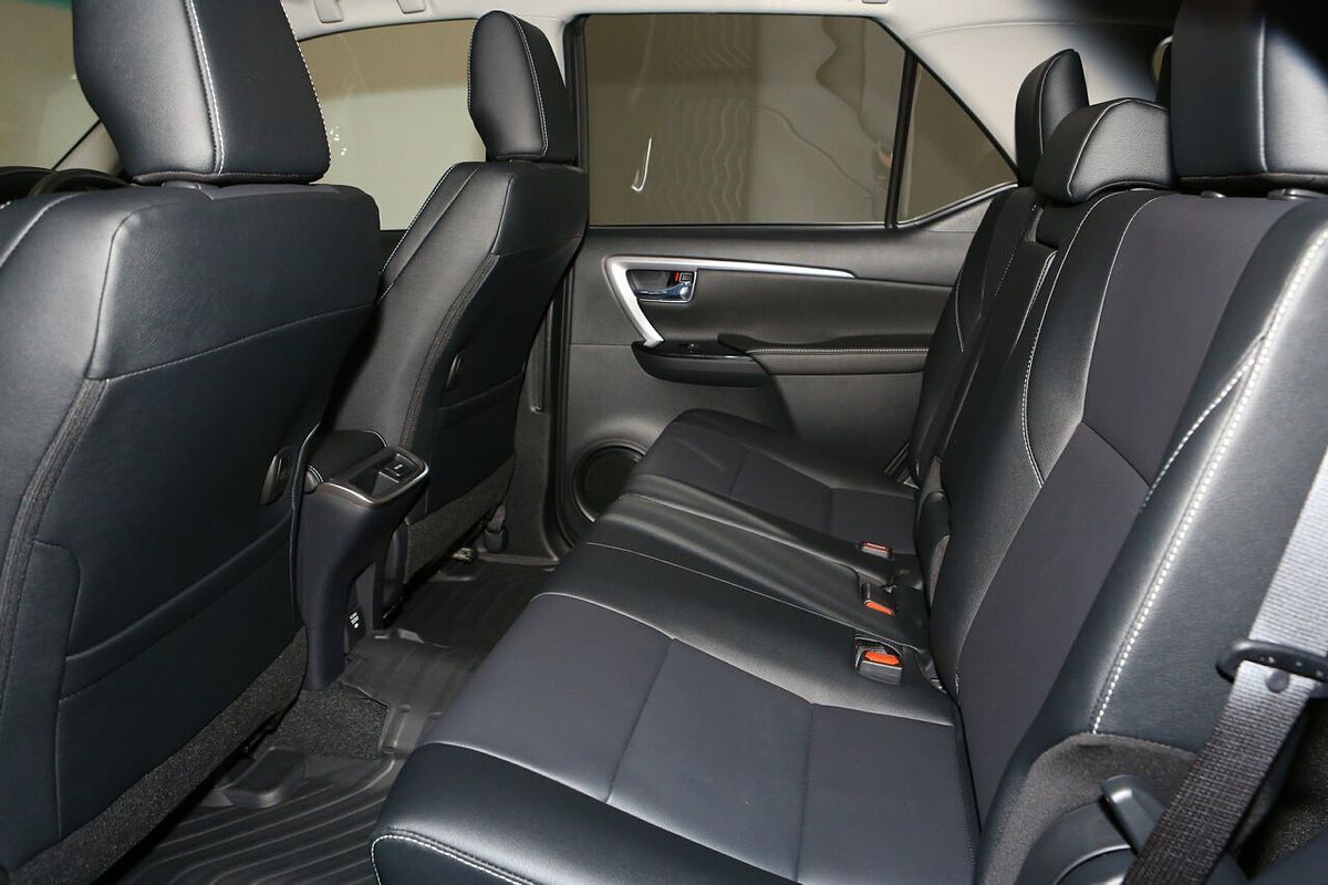 2025 Toyota Fortuner Crusade GUN156R