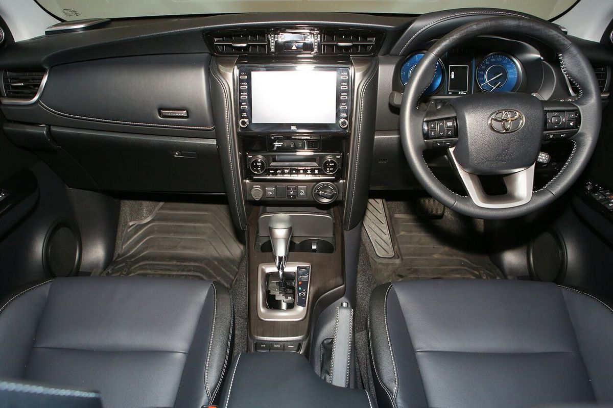 2025 Toyota Fortuner Crusade GUN156R