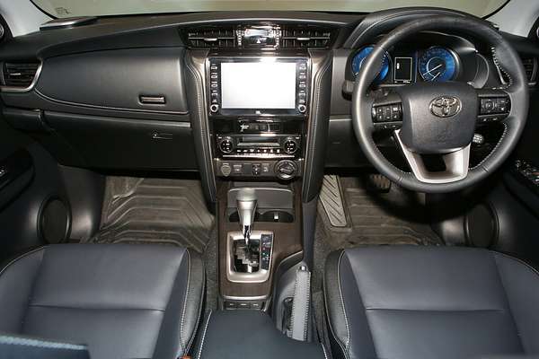 2025 Toyota Fortuner Crusade GUN156R
