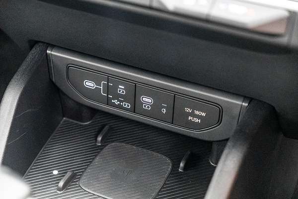 2025 Kia K4 GT-Line CL4m
