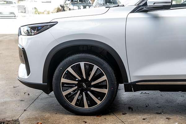 2025 Chery Tiggo 8 Super Hybrid Ultimate T31