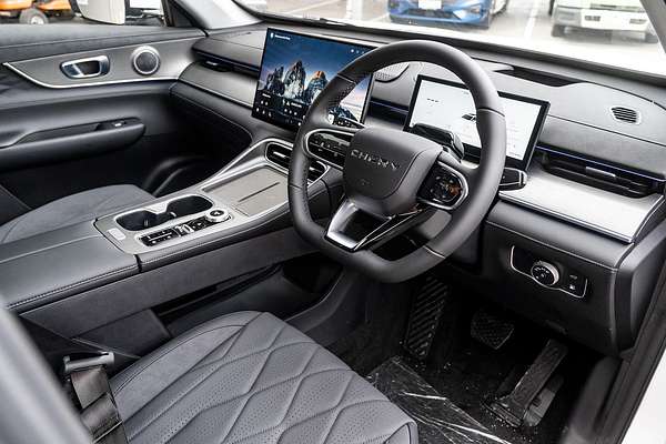 2025 Chery Tiggo 8 Super Hybrid Ultimate T31