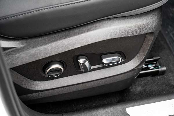 2025 Chery Tiggo 8 Super Hybrid Ultimate T31