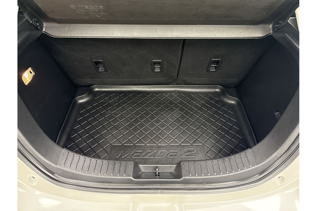 2016 Mazda 2 Maxx DJ Series