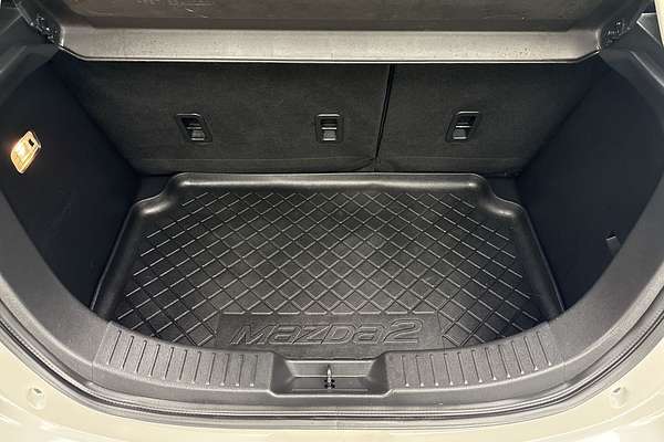 2016 Mazda 2 Maxx DJ Series