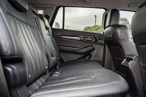 2023 Isuzu MU-X LS-T