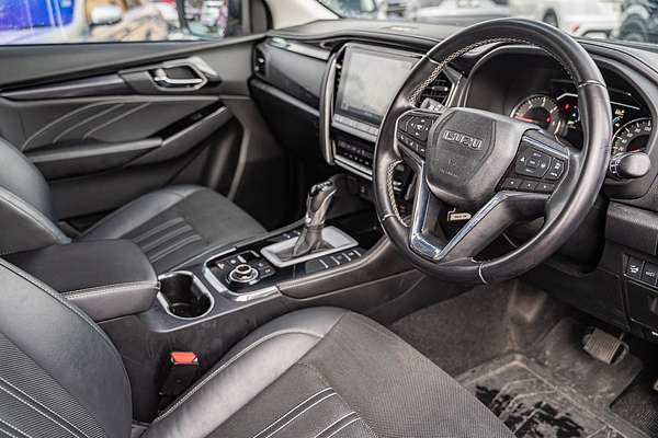 2023 Isuzu MU-X LS-T