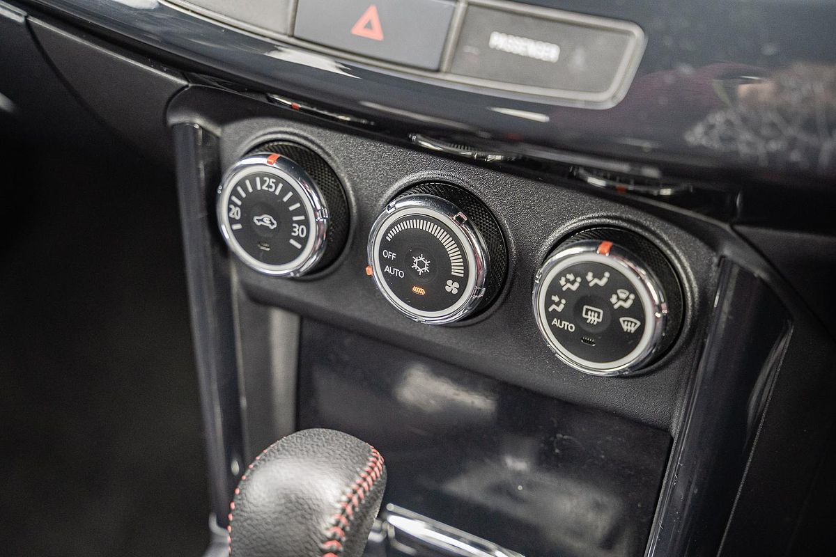 2017 Mitsubishi Lancer Black Edition CF