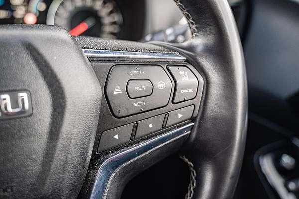 2023 Isuzu MU-X LS-T