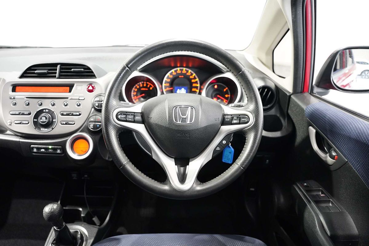 2013 Honda Jazz Vibe GE