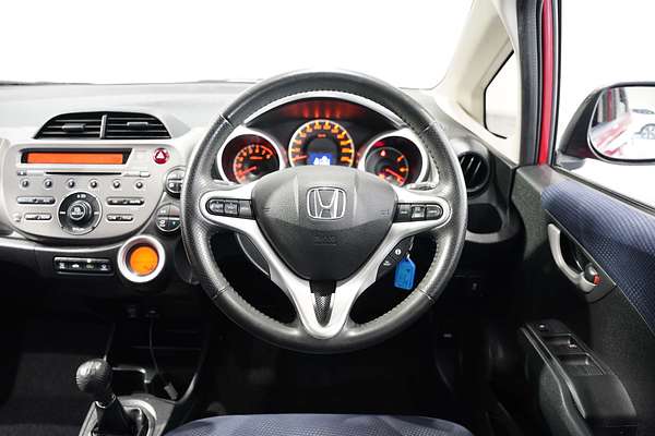 2013 Honda Jazz Vibe GE