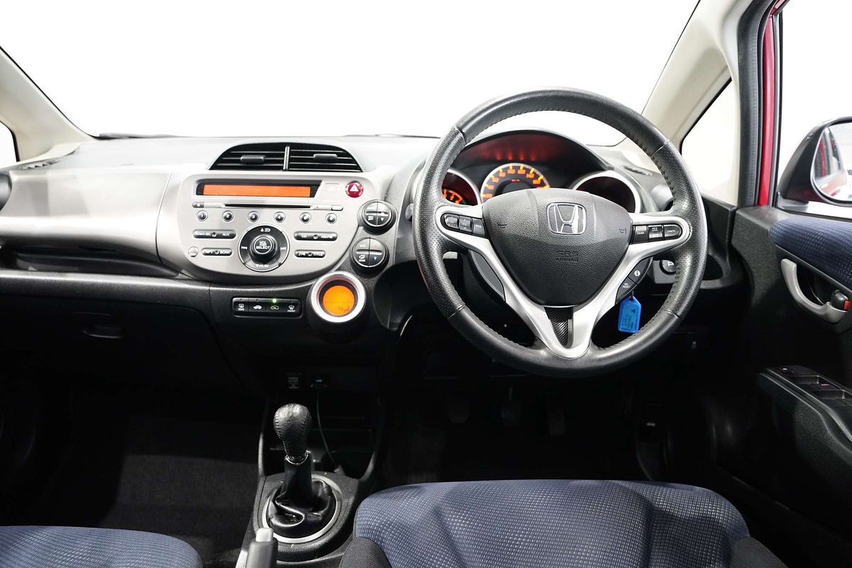2013 Honda Jazz Vibe GE