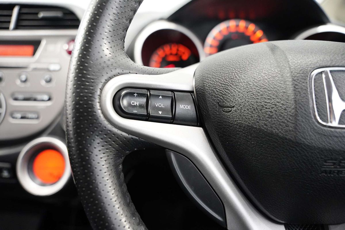 2013 Honda Jazz Vibe GE